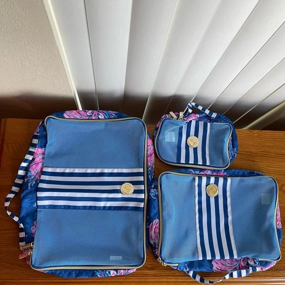 Lilly Pulitzer Packing Cubes Set of 3 - For the Fans - Picture 2 of 8
